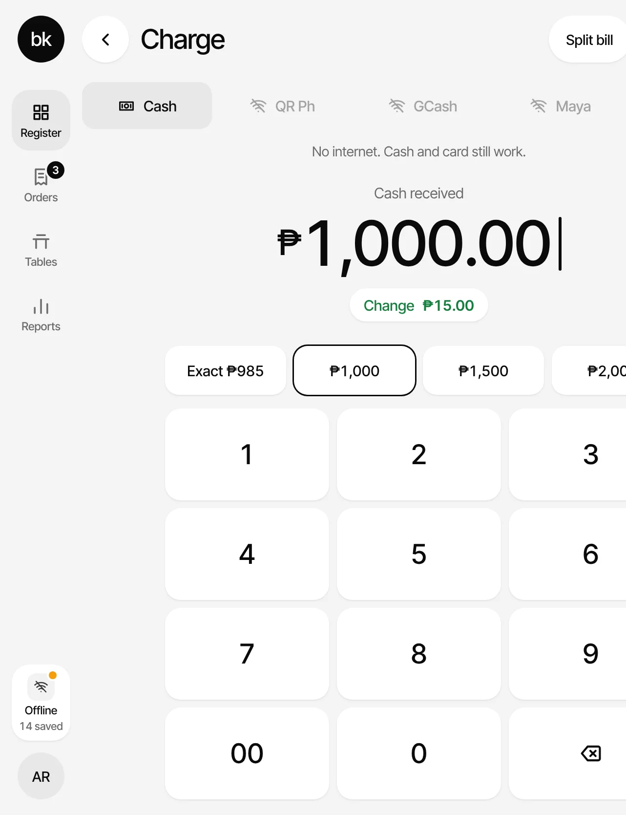 Charging with no internet: QR Ph, GCash and Maya greyed out, cash still open, and 14 saved shown on the side